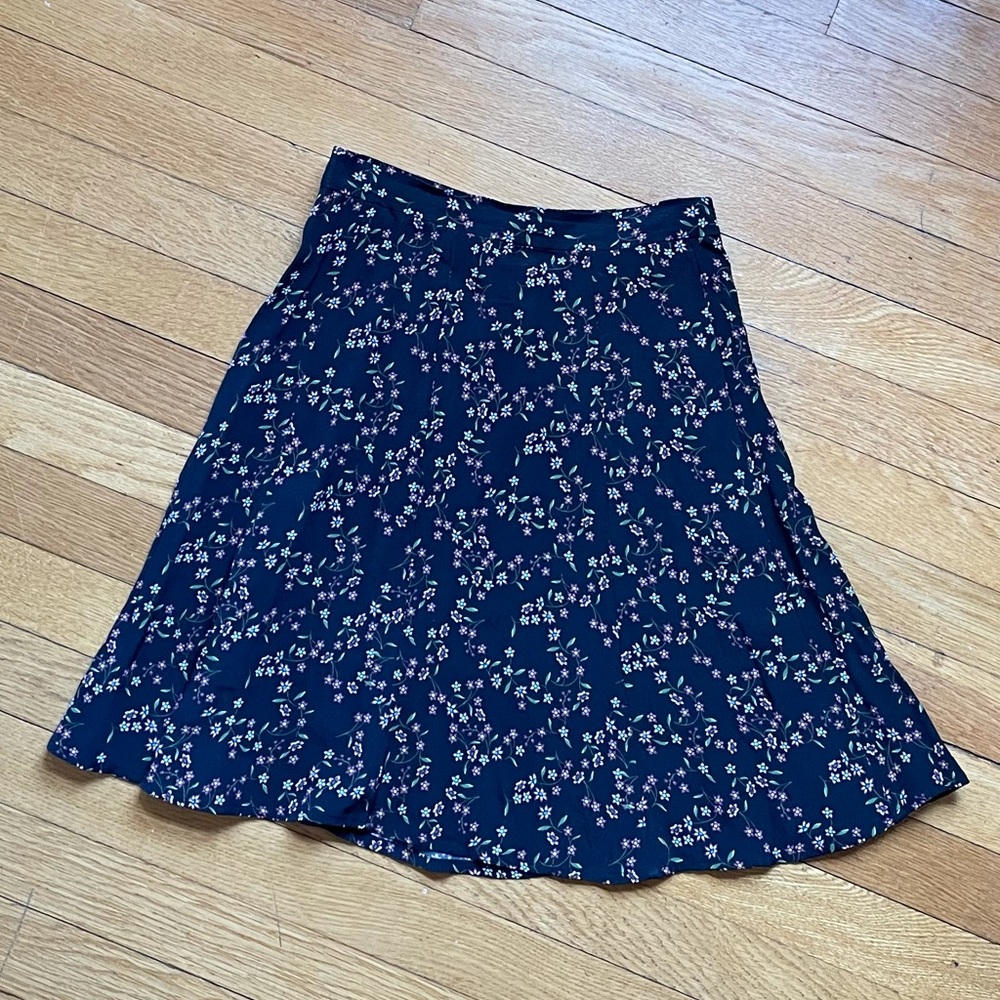 Flower print skirt